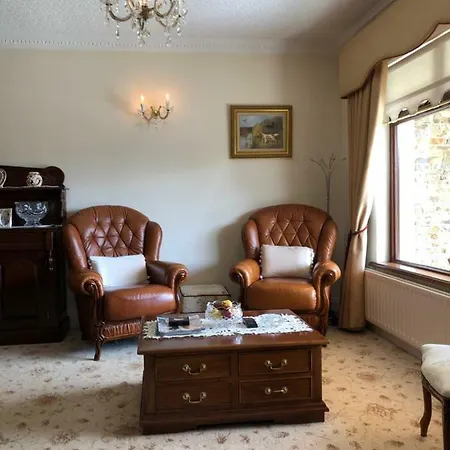 Cedar House And Landsted Killarney