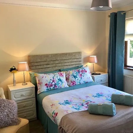 Cedar House And Landsted Killarney